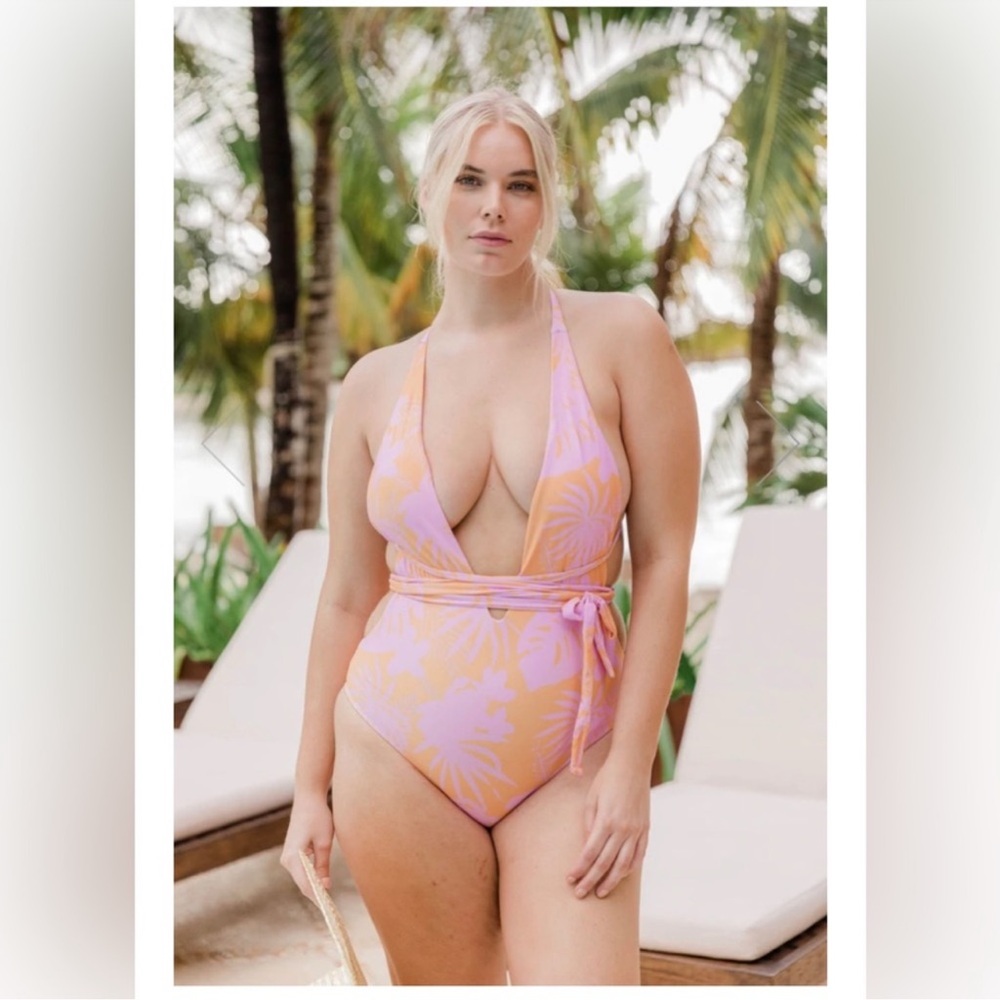 Pink Lily bathing suit, size Lg - Picture 1 of 11